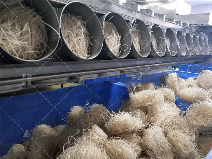 PP电子游戏速食粉丝机设备图片 PP电子游戏速食粉丝机设备图片