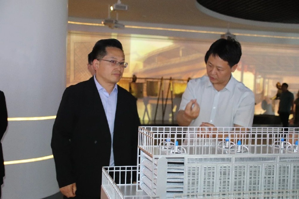 上？蜕痰鞑楣，同谋发展新篇章